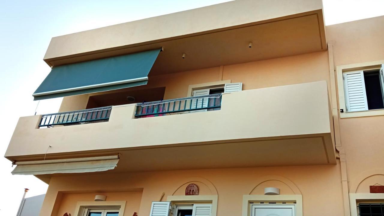 Isalo Villa Makry Gialos  Exterior photo